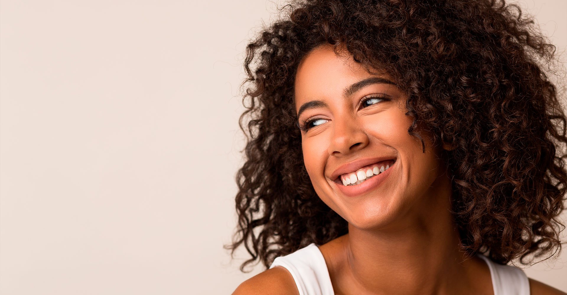 Cabelo castanho: 6 tons para se inspirar e dicas de cuidados
